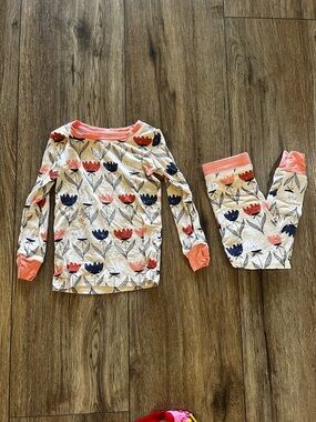 Little sleepies 2 piece pajama set